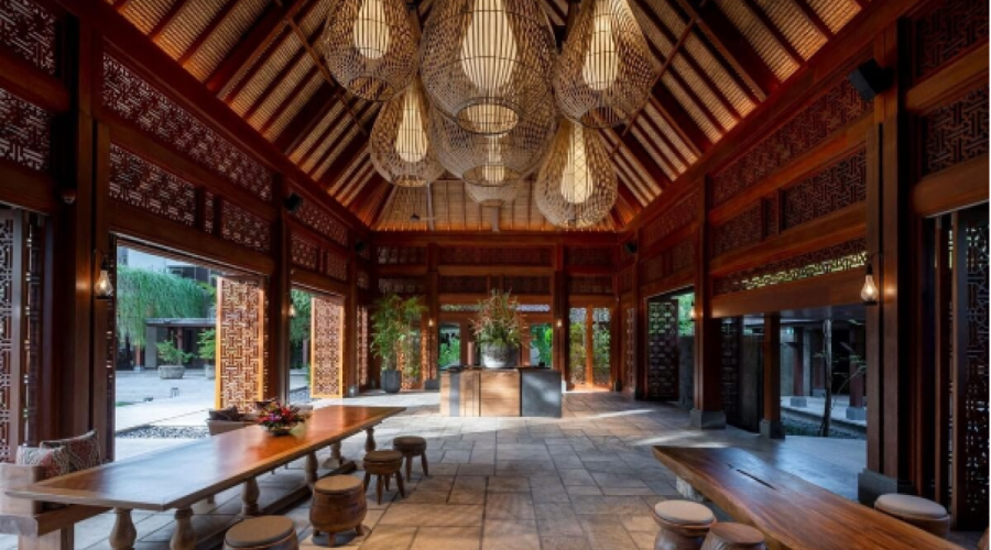 Memperkenalkan hotel baru "Andaz Bali" serta Pembahasan menyeluruh Mengenai Harga dan Tempatnya