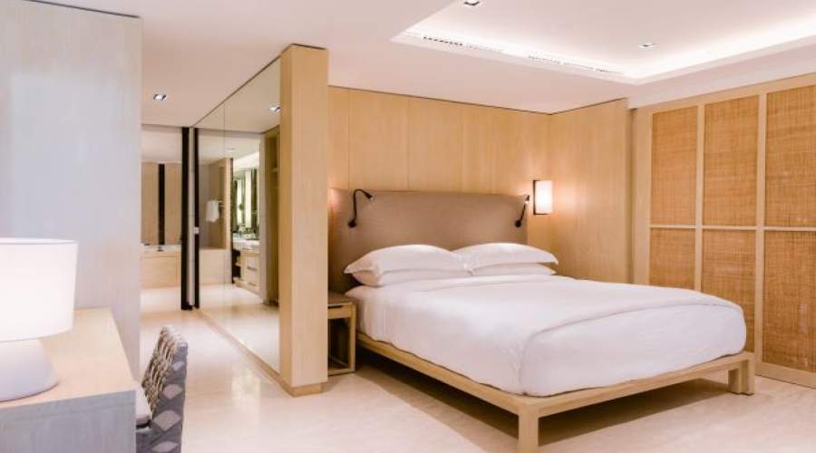 Room1